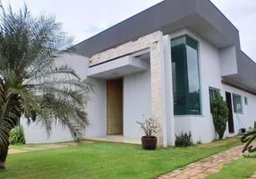 Foto 1 de Casa com 3 Quartos à venda, 195m² em Loteamento Bandeirantes III, Lucas do Rio Verde