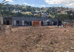 Foto 1 de Lote/Terreno à venda, 720m² em Cabral, Contagem