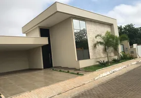 Foto 1 de Casa de Condomínio com 4 Quartos à venda, 380m² em Setor Habitacional Vicente Pires, Brasília