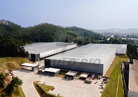 Foto 1 de Galpão/Depósito/Armazém para alugar, 8355m² em Loteamento Industrial Coral, Mauá