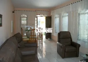 Foto 1 de Casa com 3 Quartos à venda, 150m² em Parque Santo Antônio, Taubaté