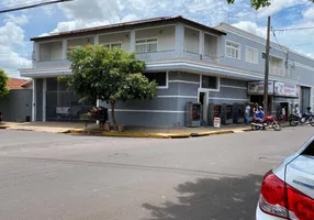Foto 1 de Apartamento com 2 Quartos para venda ou aluguel, 294m² em Vila Carvalho, Araçatuba