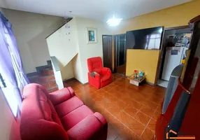 Foto 1 de Casa com 3 Quartos à venda, 85m² em Jardim Guanabara, Belo Horizonte