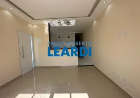 Foto 1 de Casa com 3 Quartos à venda, 125m² em Nova Arujá, Arujá