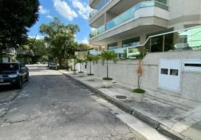 Foto 1 de Apartamento com 3 Quartos para venda ou aluguel, 148m² em  Vila Valqueire, Rio de Janeiro
