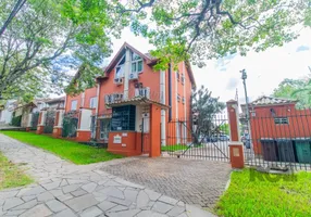 Foto 1 de Casa de Condomínio com 3 Quartos à venda, 139m² em Teresópolis, Porto Alegre