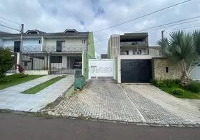 Foto 1 de Sobrado com 3 Quartos à venda, 155m² em Guaíra, Curitiba