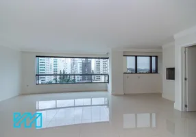 Foto 1 de Apartamento com 3 Quartos à venda, 127m² em Centro, Balneário Camboriú