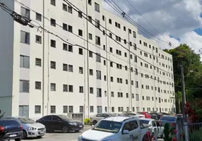 Foto 1 de Apartamento com 2 Quartos à venda, 41m² em Jardim Mirna, Taboão da Serra