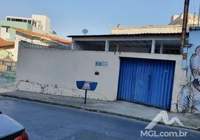 Foto 1 de Casa com 5 Quartos à venda, 300m² em Caiçara Adeláide, Belo Horizonte