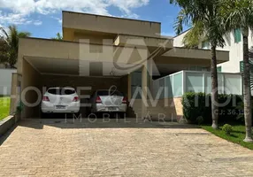 Foto 1 de Casa com 4 Quartos à venda, 240m² em Condomínio do Lago, Goiânia