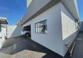 Foto 1 de Casa com 3 Quartos à venda, 175m² em Batel, Curitiba