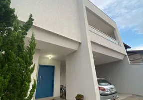 Foto 1 de Casa com 3 Quartos à venda, 320m² em Parque Ibira II, Pouso Alegre