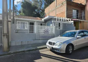 Foto 1 de Casa com 2 Quartos à venda, 45m² em Xaxim, Curitiba