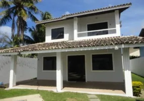 Foto 1 de Casa de Condomínio com 4 Quartos para alugar, 300m² em Priscila Dultra, Lauro de Freitas