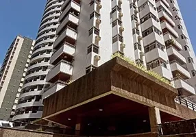 Foto 1 de Apartamento com 4 Quartos para venda ou aluguel, 380m² em Boa Viagem, Recife