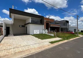 Foto 1 de Casa de Condomínio com 3 Quartos à venda, 167m² em Centro, Monte Mor