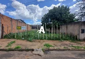 Foto 1 de Lote/Terreno à venda, 250m² em Granada, Uberlândia