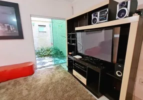 Foto 1 de Casa com 2 Quartos à venda, 181m² em Vila Haro, Sorocaba