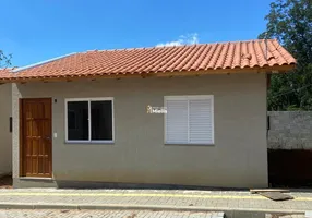 Foto 1 de Casa com 2 Quartos à venda, 50m² em Passo do Vigario, Viamão