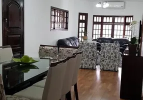 Foto 1 de Sobrado com 3 Quartos à venda, 310m² em Jardim Esmeralda, São Paulo