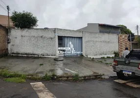 Foto 1 de Casa com 3 Quartos à venda, 300m² em Parque das Primaveras, Anápolis