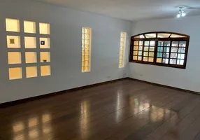 Foto 1 de Sobrado com 3 Quartos à venda, 138m² em Brooklin, São Paulo