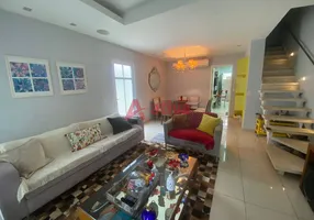 Foto 1 de Casa de Condomínio com 3 Quartos à venda, 158m² em Recreio Dos Bandeirantes, Rio de Janeiro