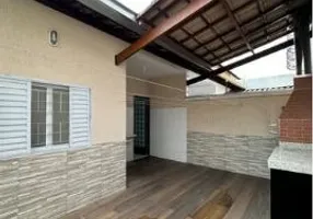 Foto 1 de Casa com 2 Quartos à venda, 101m² em Castelo, Belo Horizonte