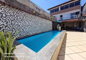 Foto 1 de Casa com 4 Quartos à venda, 330m² em Itapuã, Vila Velha