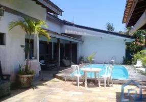 Foto 1 de Casa com 3 Quartos à venda, 250m² em Balneário Praia do Pernambuco, Guarujá