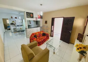 Foto 1 de Casa com 2 Quartos à venda, 90m² em Siqueira, Fortaleza