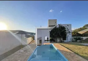 Foto 1 de Casa com 6 Quartos à venda, 430m² em Balneario Água Limpa, Nova Lima