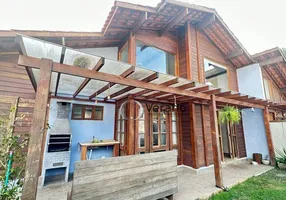 Foto 1 de Casa com 5 Quartos à venda, 190m² em Jardim Guaiúba, Guarujá