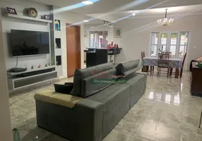 Foto 1 de Casa de Condomínio com 3 Quartos à venda, 252m² em Jardim Marlene Miranda, Taubaté