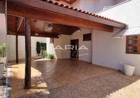 Foto 1 de Sobrado com 3 Quartos à venda, 292m² em Jardim Aclimação, Araraquara