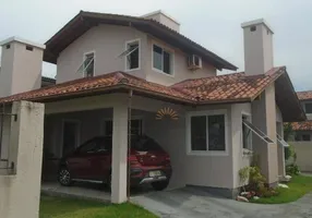 Foto 1 de Casa com 3 Quartos à venda, 240m² em Rio Tavares, Florianópolis