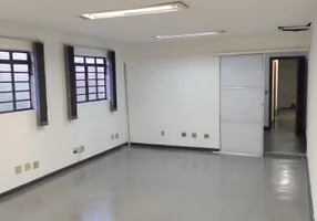 Foto 1 de Prédio Comercial com 3 Quartos para alugar, 90m² em Vila Industrial, Campinas