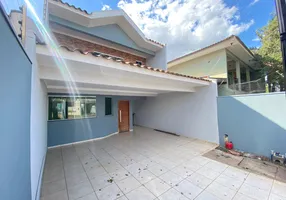 Foto 1 de Sobrado com 3 Quartos para alugar, 130m² em Jardim Imperio do Sol, Maringá