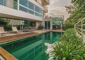 Foto 1 de Casa de Condomínio com 4 Quartos à venda, 627m² em Morumbi, São Paulo