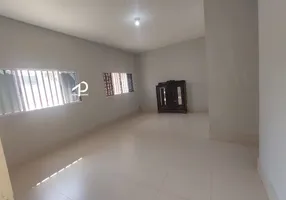 Foto 1 de Casa com 2 Quartos para alugar, 135m² em Centro, Cuiabá