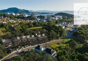 Foto 1 de Casa de Condomínio com 4 Quartos à venda, 316m² em Joao Paulo, Florianópolis