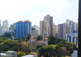 Foto 1 de Apartamento com 3 Quartos para alugar, 190m² em Funcionários, Belo Horizonte