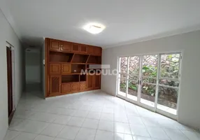 Foto 1 de Casa com 4 Quartos à venda, 270m² em Fundinho, Uberlândia