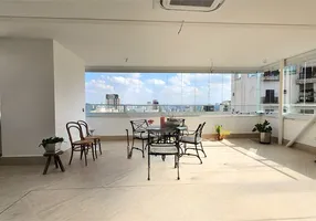 Foto 1 de Cobertura com 3 Quartos à venda, 208m² em Jardim América, São Paulo