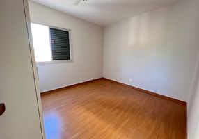 Itajubá/MG - Prédio com 2 andares no Centro - jb28998 Apartamentos