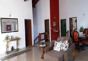Foto 1 de Casa de Condomínio com 3 Quartos à venda, 500m² em Jardim Elias, Cotia