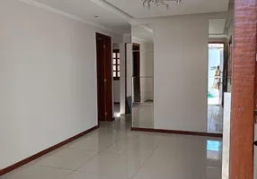 Foto 1 de Casa com 3 Quartos à venda, 180m² em Helio Ferraz, Serra