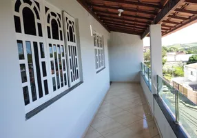 Foto 1 de Casa com 3 Quartos à venda, 200m² em Maria Eugênia, Governador Valadares