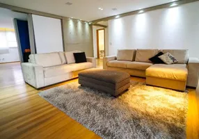 Foto 1 de Apartamento com 3 Quartos à venda, 275m² em Jardim, Santo André